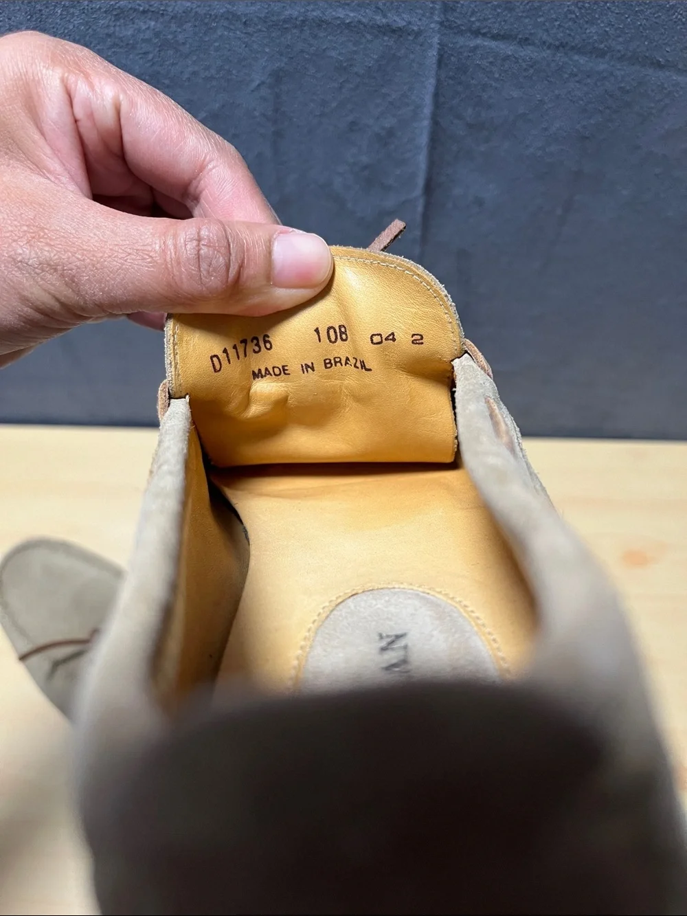 Cole Haan Country Suede Women Size 10 B Moc Toe Driving Shoes Beige Old Money